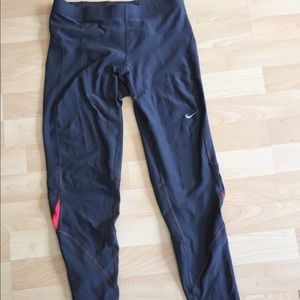 Nike leggings